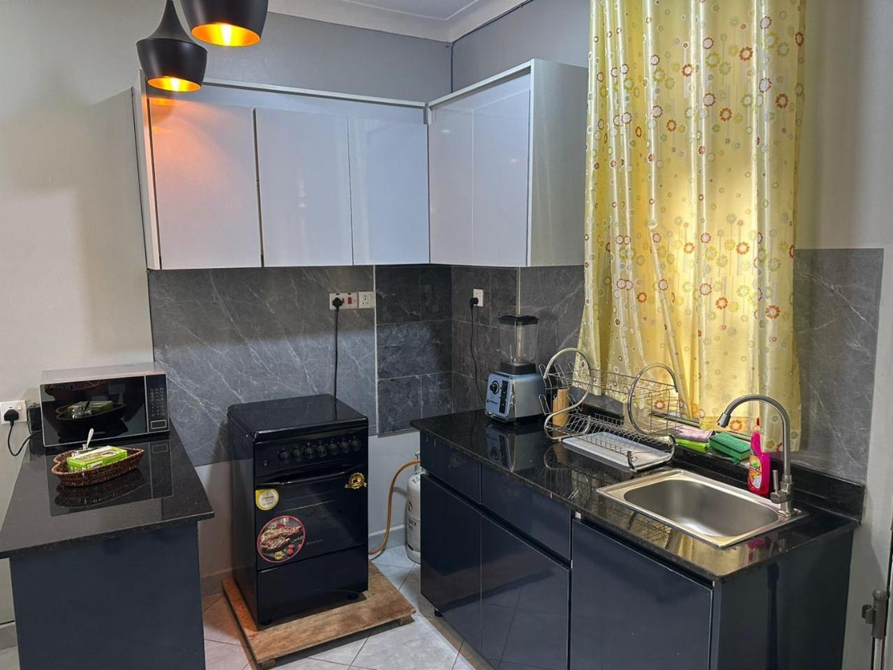 Sequoia Living Bed & Breakfast Kampala Exterior photo